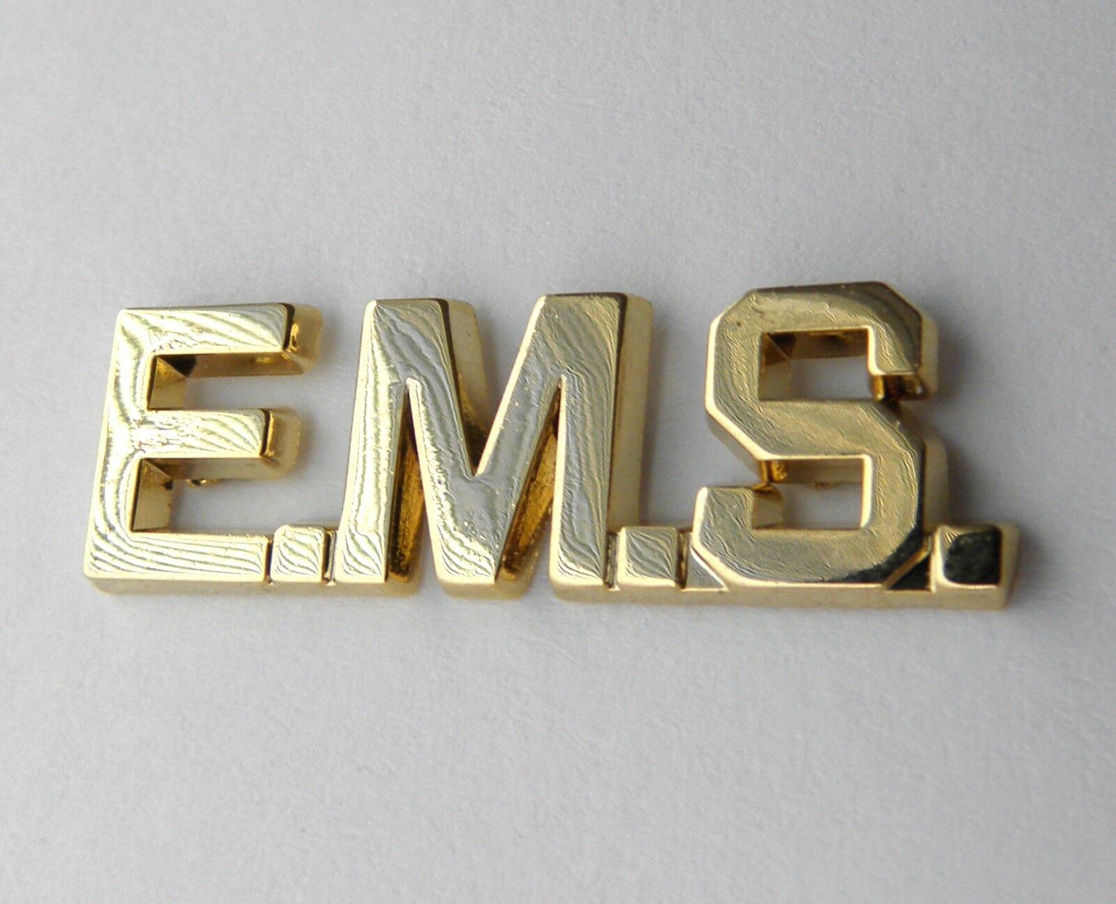 EMT EMERGENCY MEDICAL TECHNICIAN EMBROIDERED PATCH 3.5 X 2.5 INCHES 