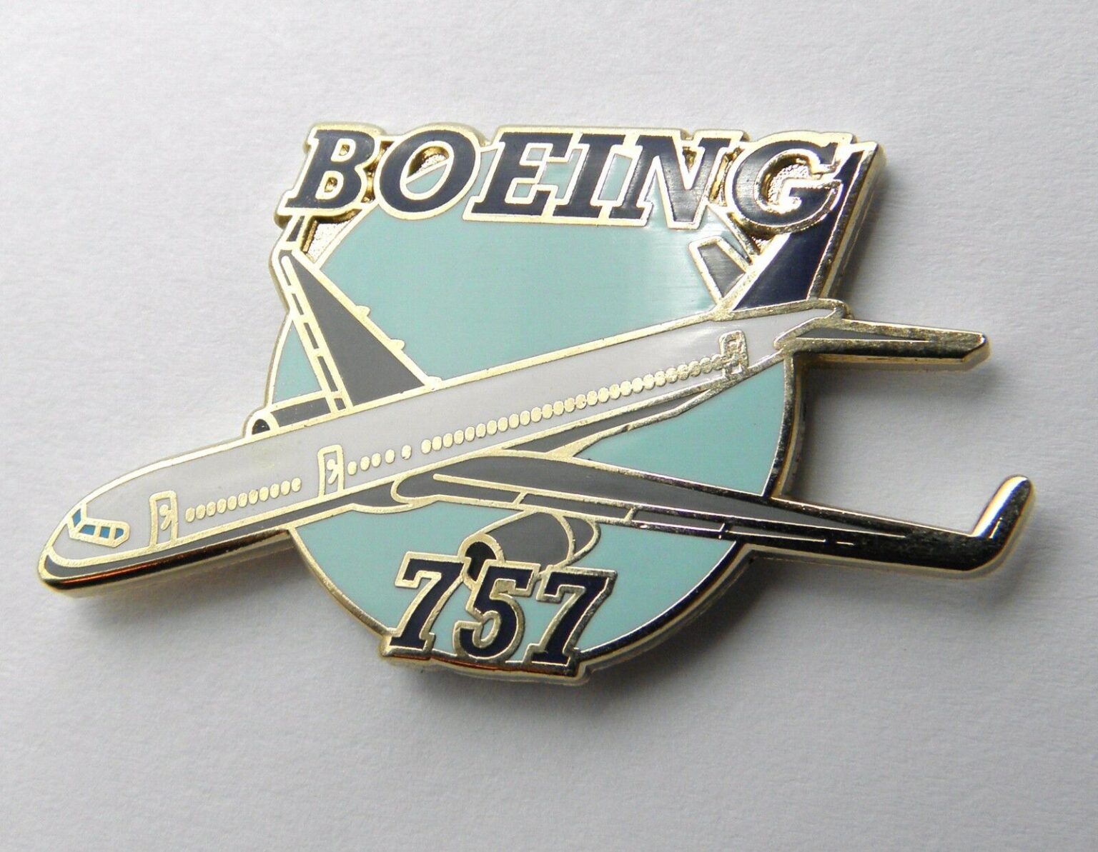 Boeing 757 Classic Passenger Aircraft Plane Lapel Pin Badge 15 Inches
