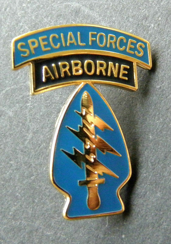 US ARMY AIRBORNE SPECIAL FORCES LAPEL PIN BADGE 1 INCH 
