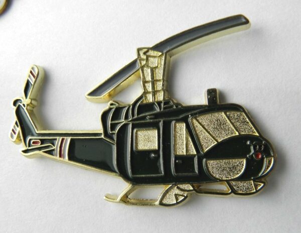 MEDIVAC HELICOPTER DUST-OFF BELL IROQUOIS HUEY LAPEL PIN BADGE 2 INCHES 