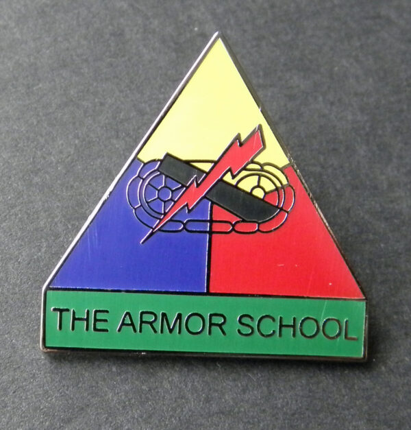 Us Army Armor School Armored Division Training Lapel Pin