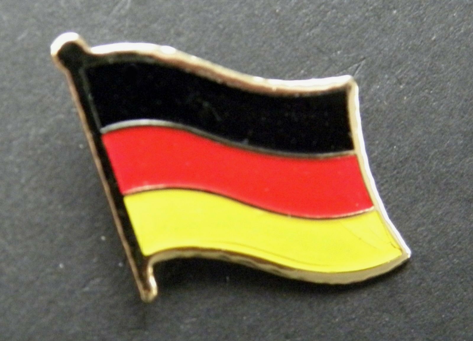 GERMAN GERMANY SINGLE FLAG LAPEL PIN BADGE 7/8 inch